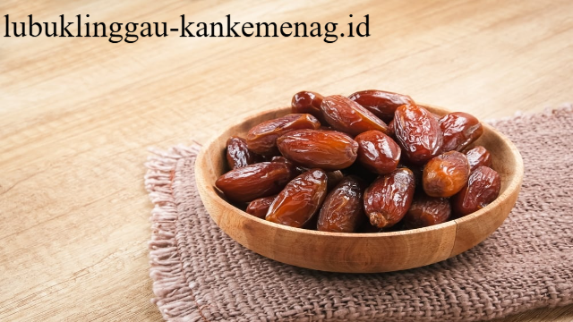9 Manfaat Buah Kurma untuk Kesehatan Tubuh